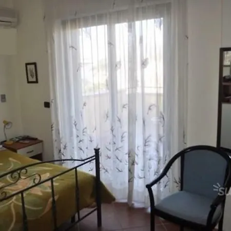 Lina Villa Minturno